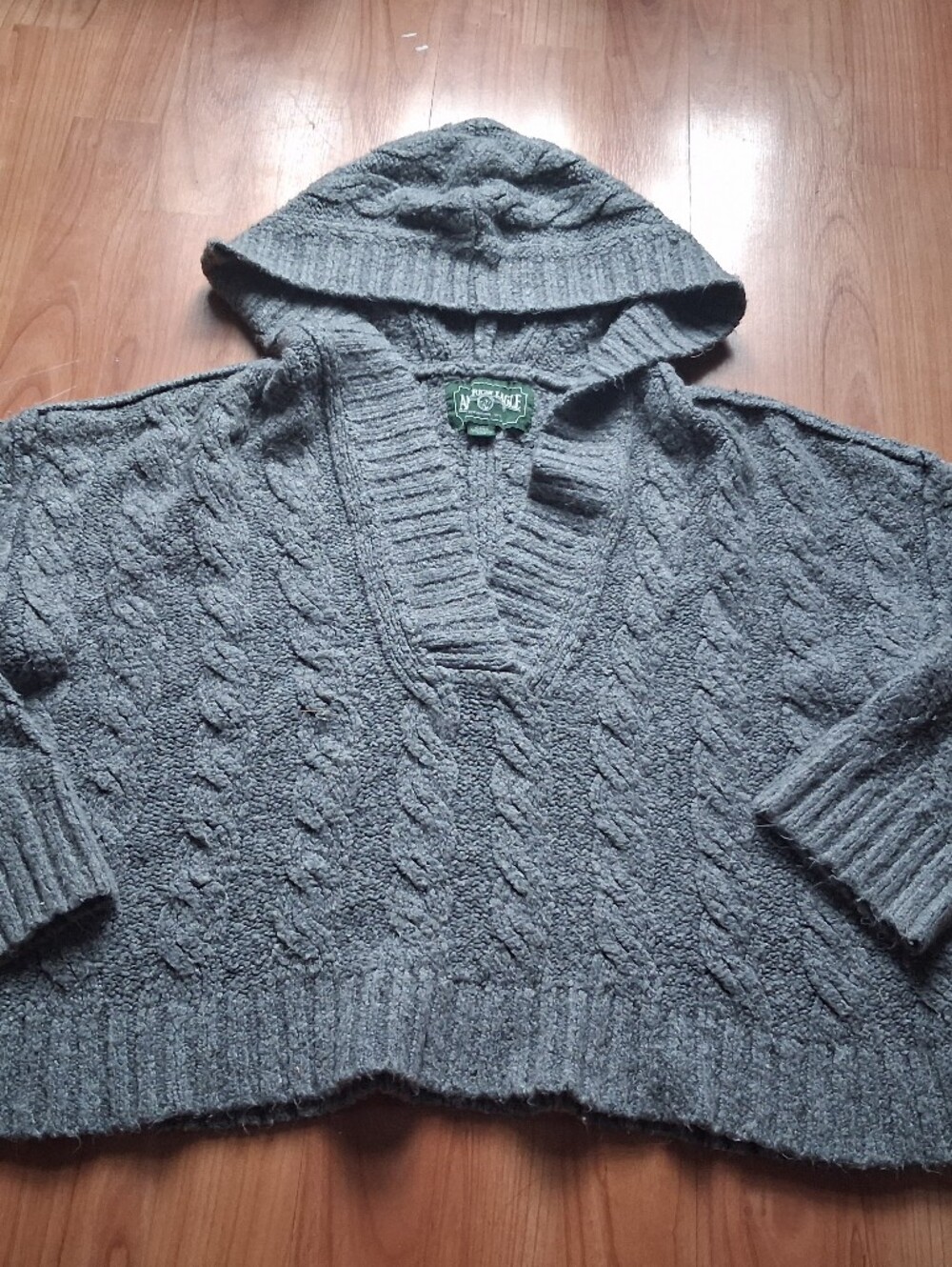 American Eagle Outfitters Gray Cable Knit V-Neck Hooded Sweater